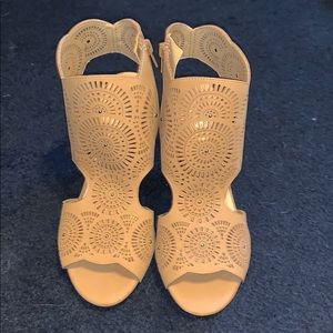 Tan blocked heels